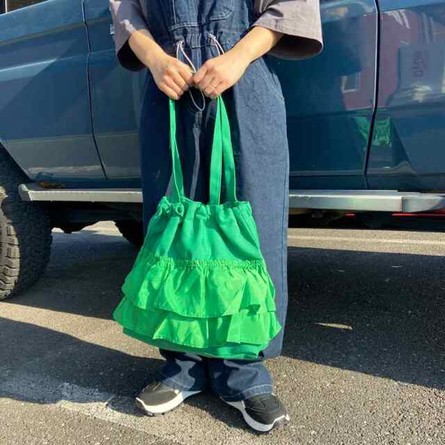 フリルトートバッグ
