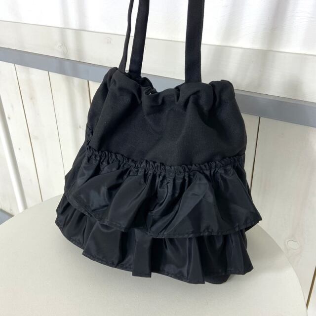 フリルトートバッグ