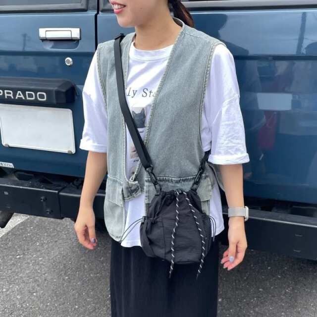 撥水サコッシュ