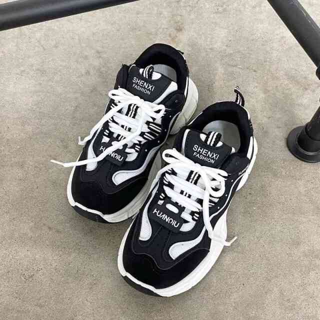 配色ダッドスニーカー