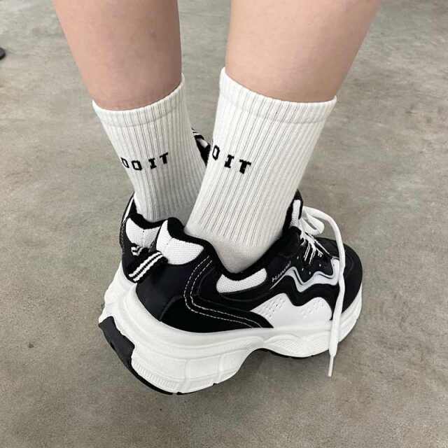 配色ダッドスニーカー