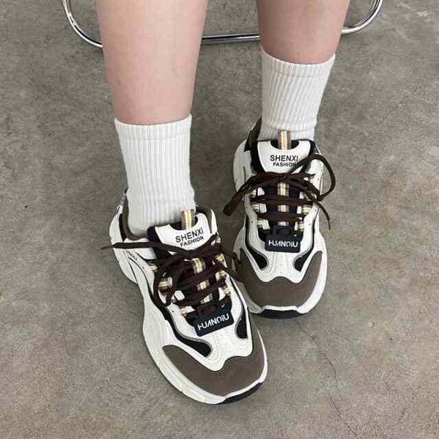 配色ダッドスニーカー