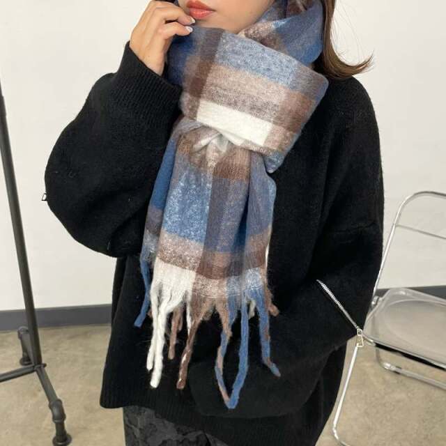 チェックマフラー