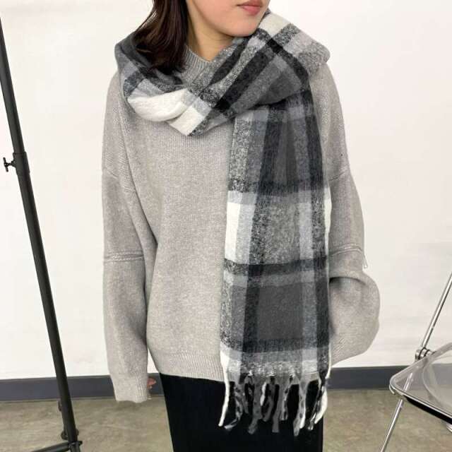 COMFORTABLE REASON チェッカーパターン マフラー COMFORTABLE REASON チェッカーパターン マフラー