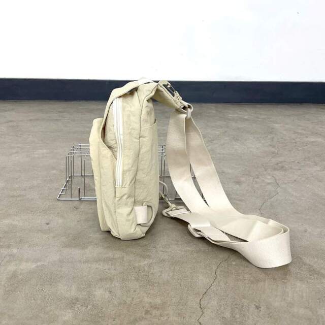 撥水ボディーバッグ