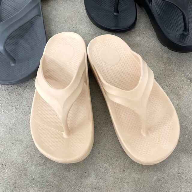 トングサンダル