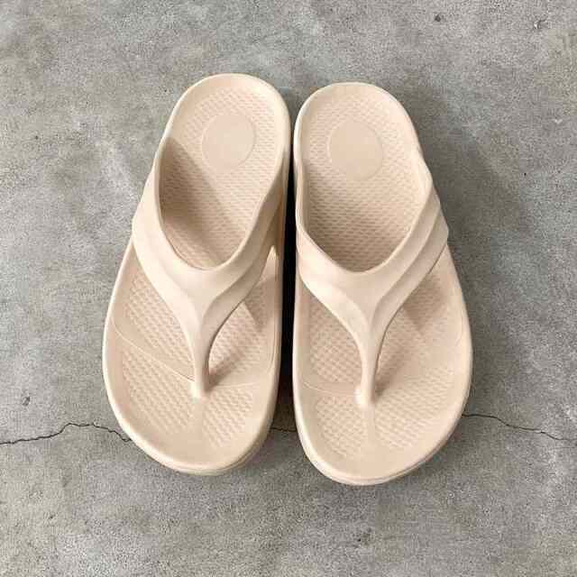 トングサンダル