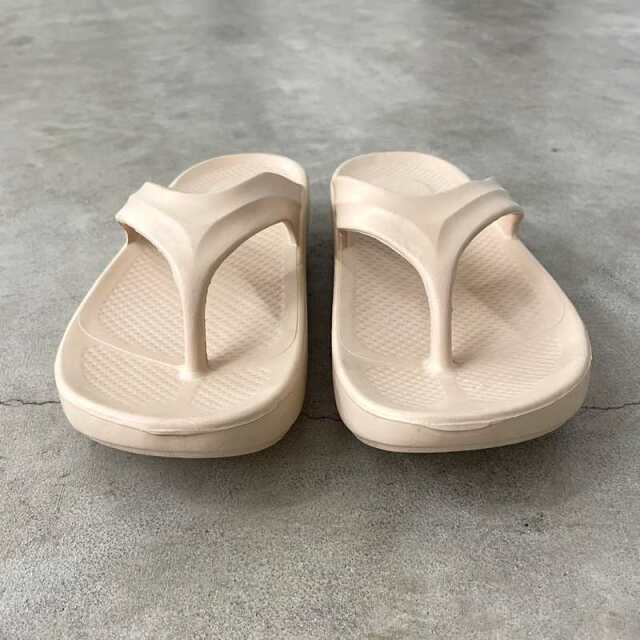 トングサンダル