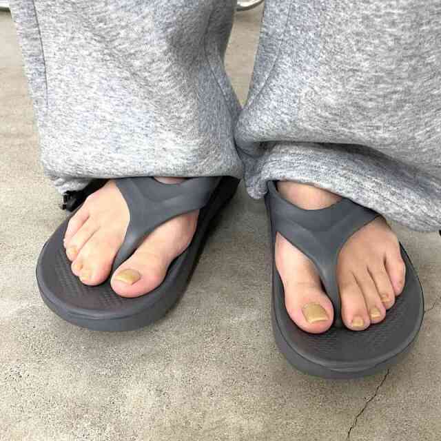トングサンダル