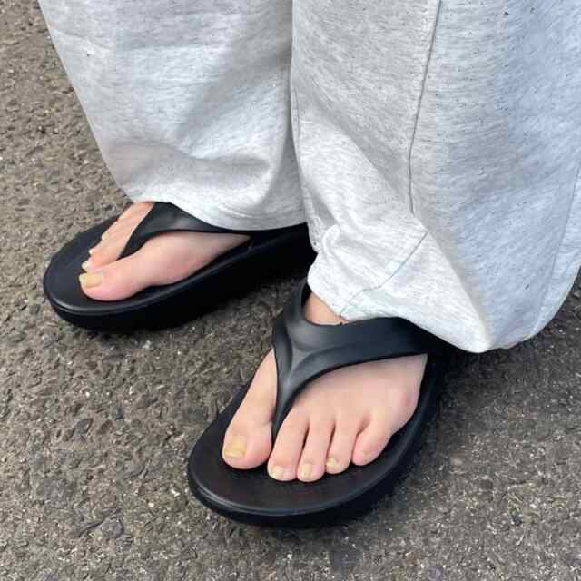トングサンダル