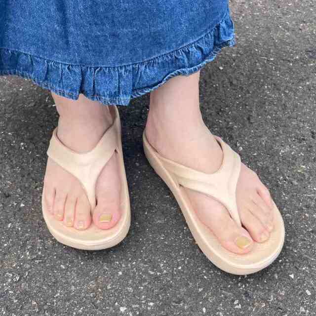 トングサンダル