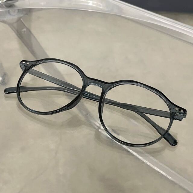 ダテメガネ