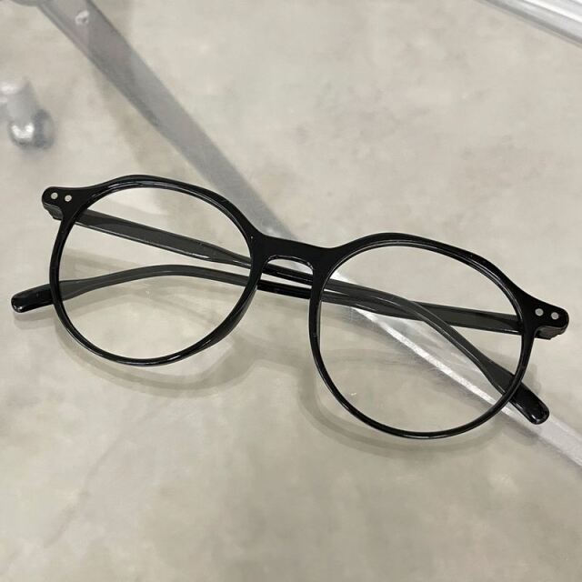 ダテメガネ