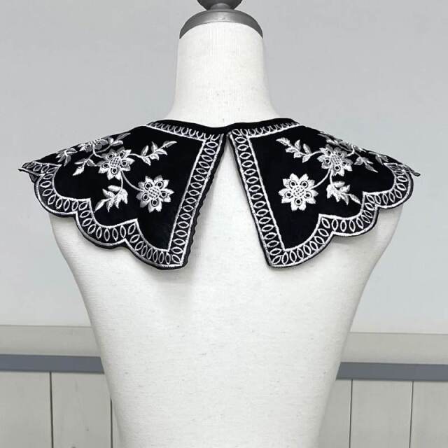 刺繍レース付け襟
