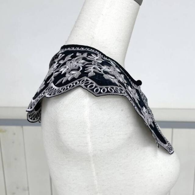 刺繍レース付け襟