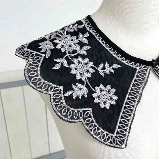 刺繍レース付け襟