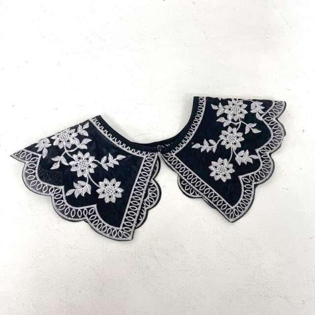 刺繍レース付け襟