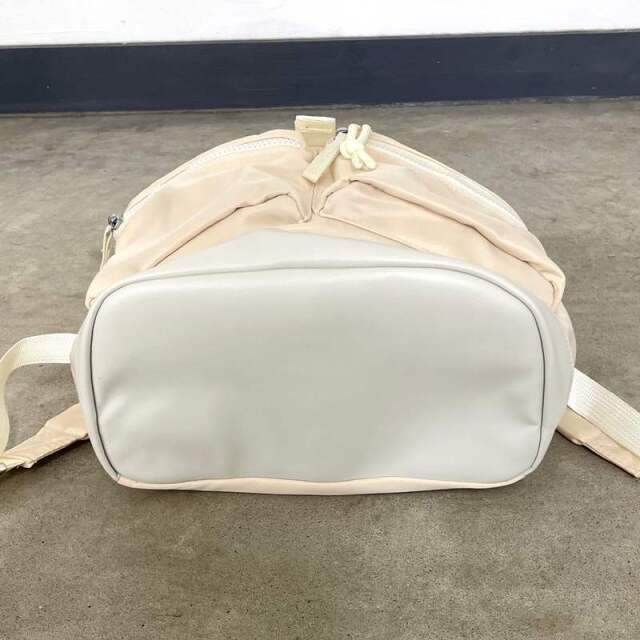 撥水ポケットZIPリュック