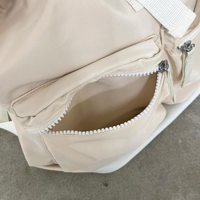撥水ポケットZIPリュック