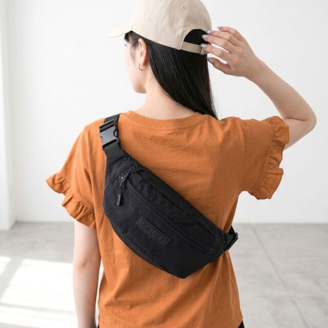 撥水ボディーバッグ