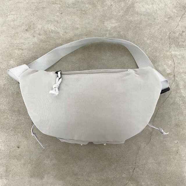 撥水アウトポケットボディーバッグ