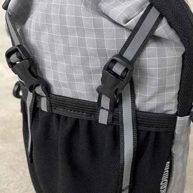 撥水チェックサコッシュ
