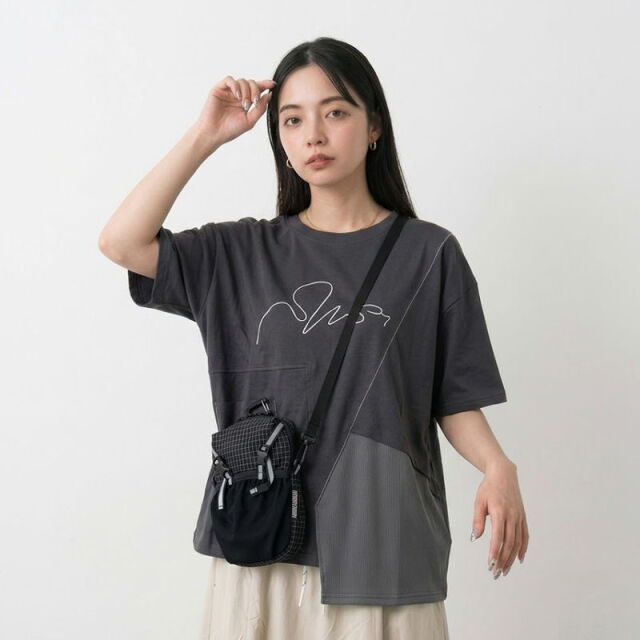 撥水チェックサコッシュ