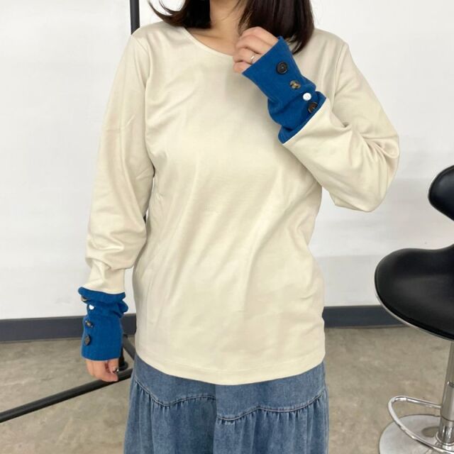 袖切替ボタンロンT