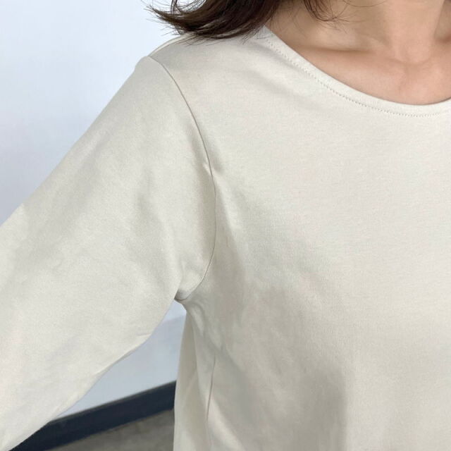 袖切替ボタンロンT