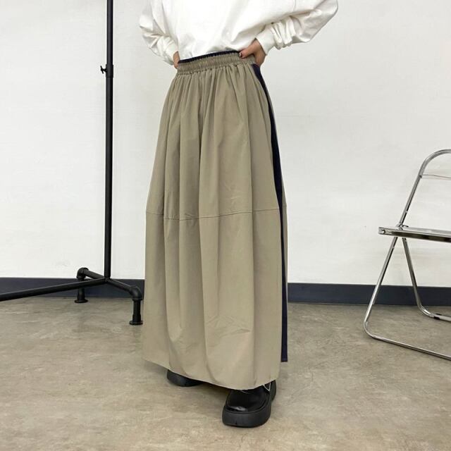 ストレッチラインバルーンスカート