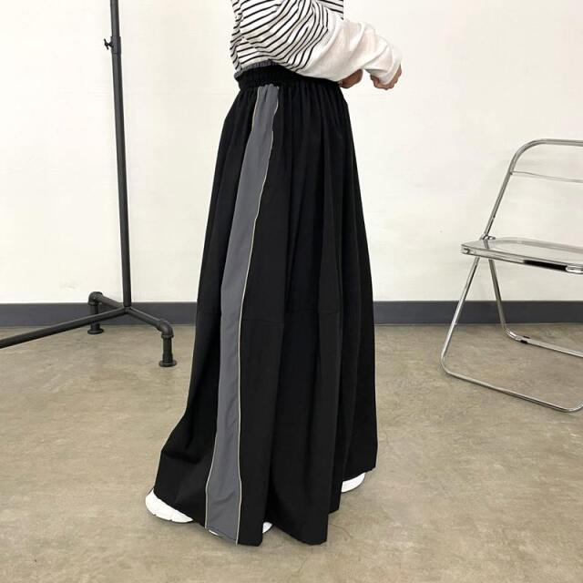 ストレッチラインバルーンスカート