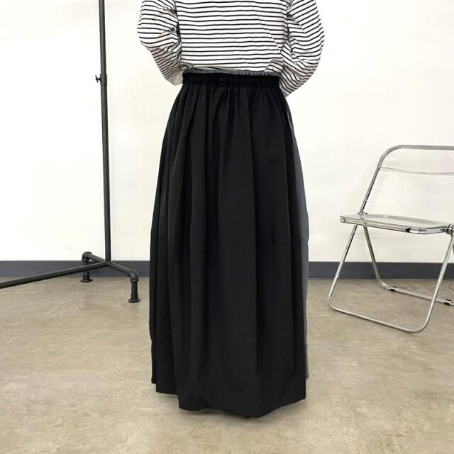 ストレッチラインバルーンスカート