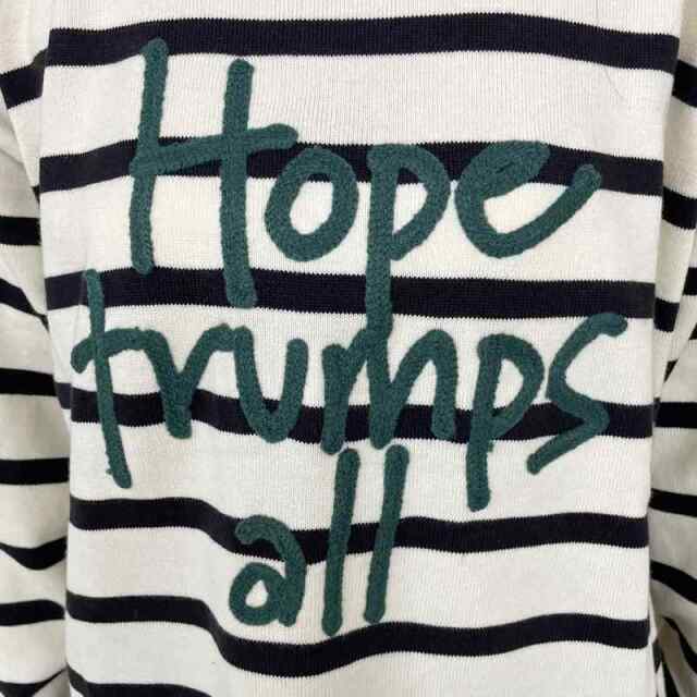 ロゴ刺繍プルオーバー