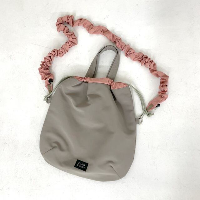 ギャザーストラップショルダーバッグ