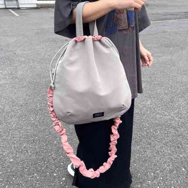 ギャザーストラップショルダーバッグ