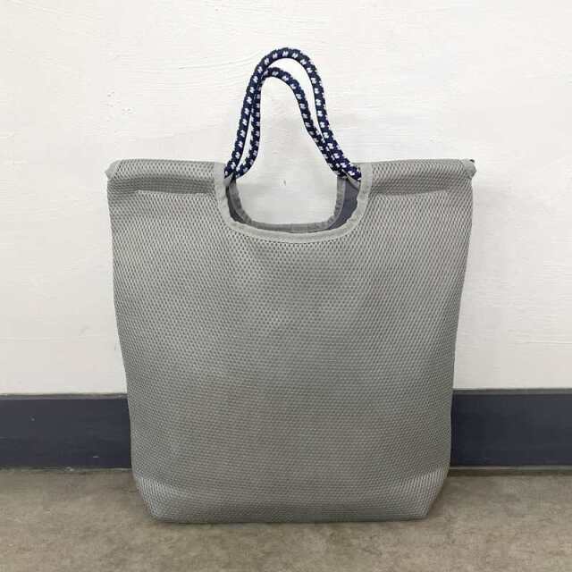 メッシュアニマル刺繍コードトートバッグ
