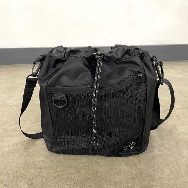 メッシュポケドロストショルダーバッグ