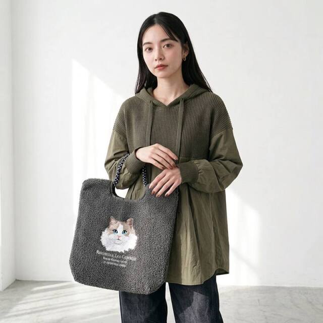 アニマルボア刺繍コードトートバッグ