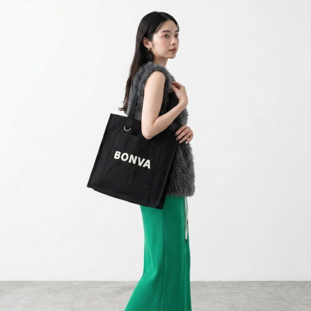 ロゴ刺繍トートバッグ