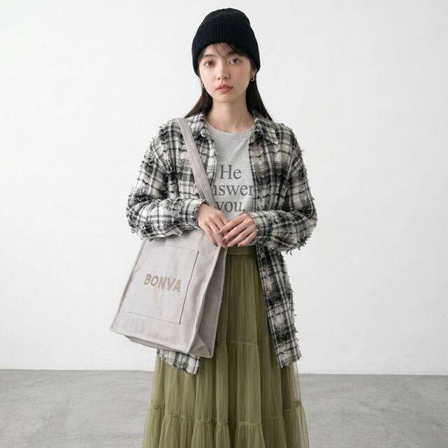 ロゴ刺繍トートバッグ