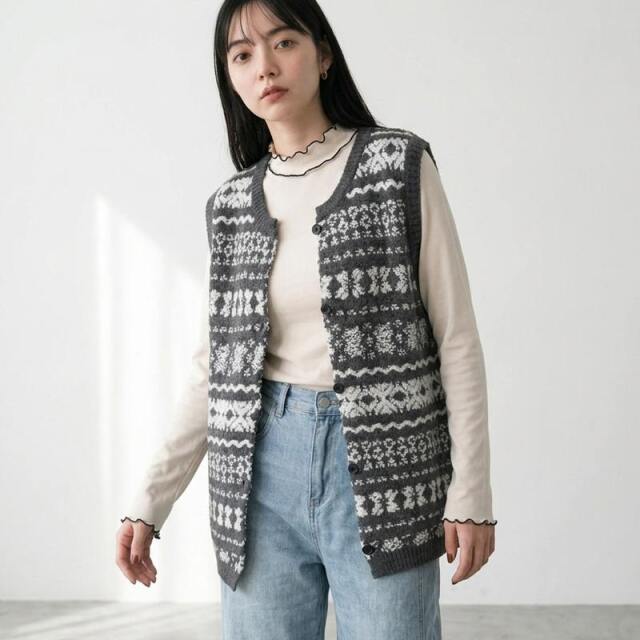 総柄ボタンベスト