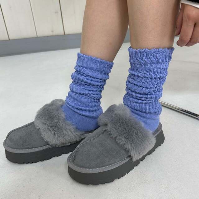 カラールーズソックス