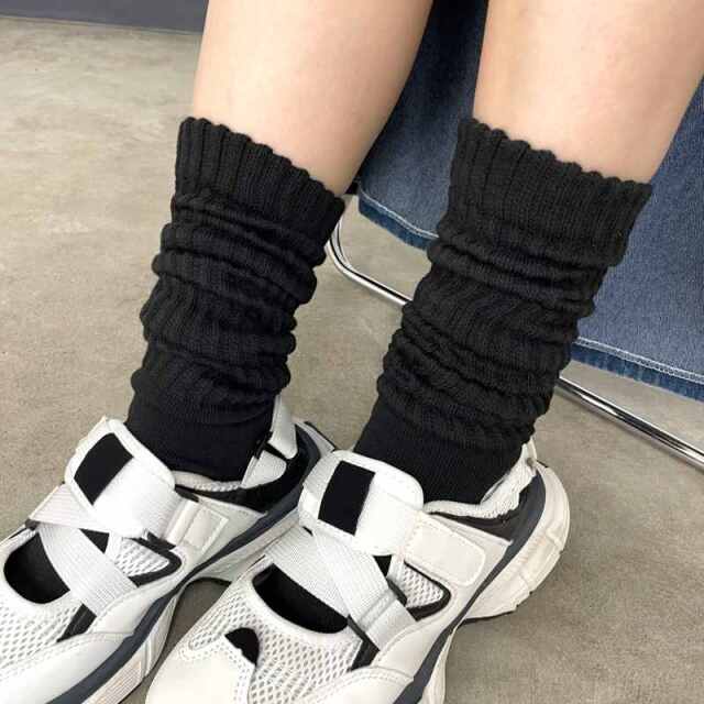 カラールーズソックス