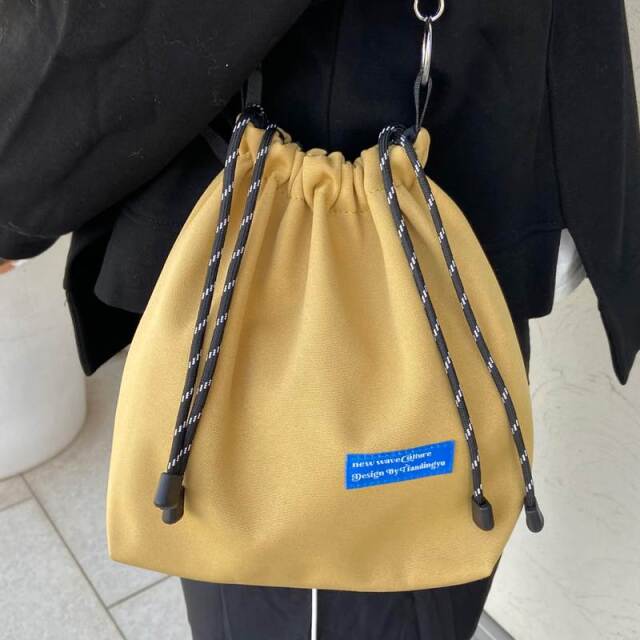 撥水サコッシュバッグ
