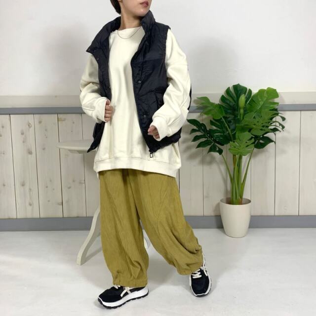 コールカーブパンツ