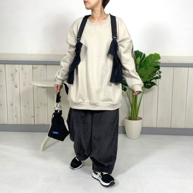 コールカーブパンツ