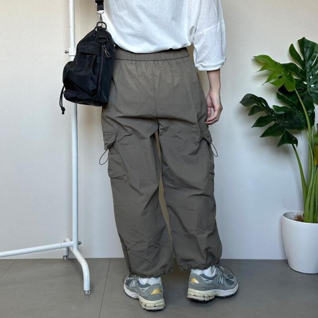タックカーゴパンツ