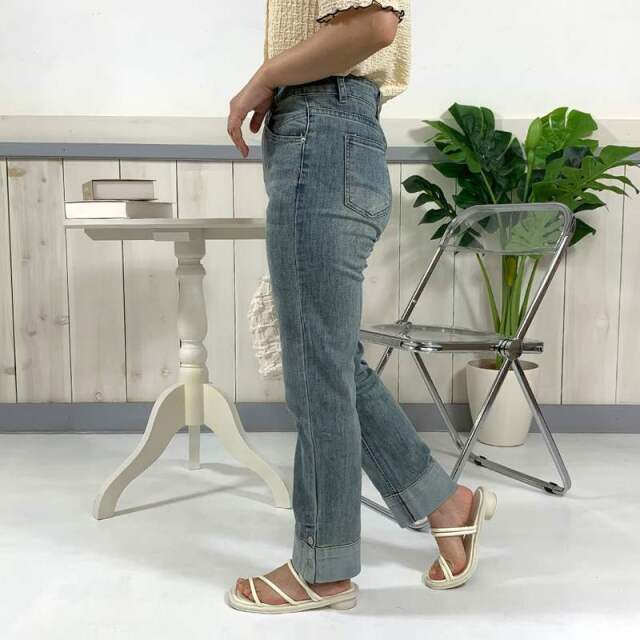 裾ボタン切替デニムパンツ