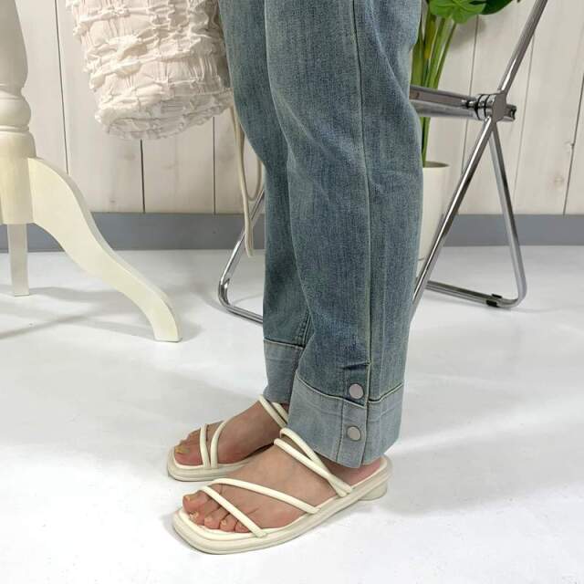 裾ボタン切替デニムパンツ