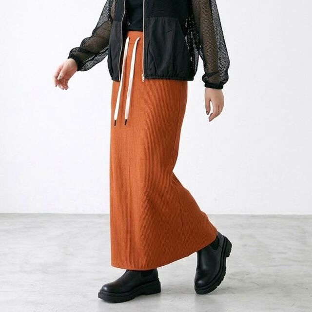 リブIラインスカート